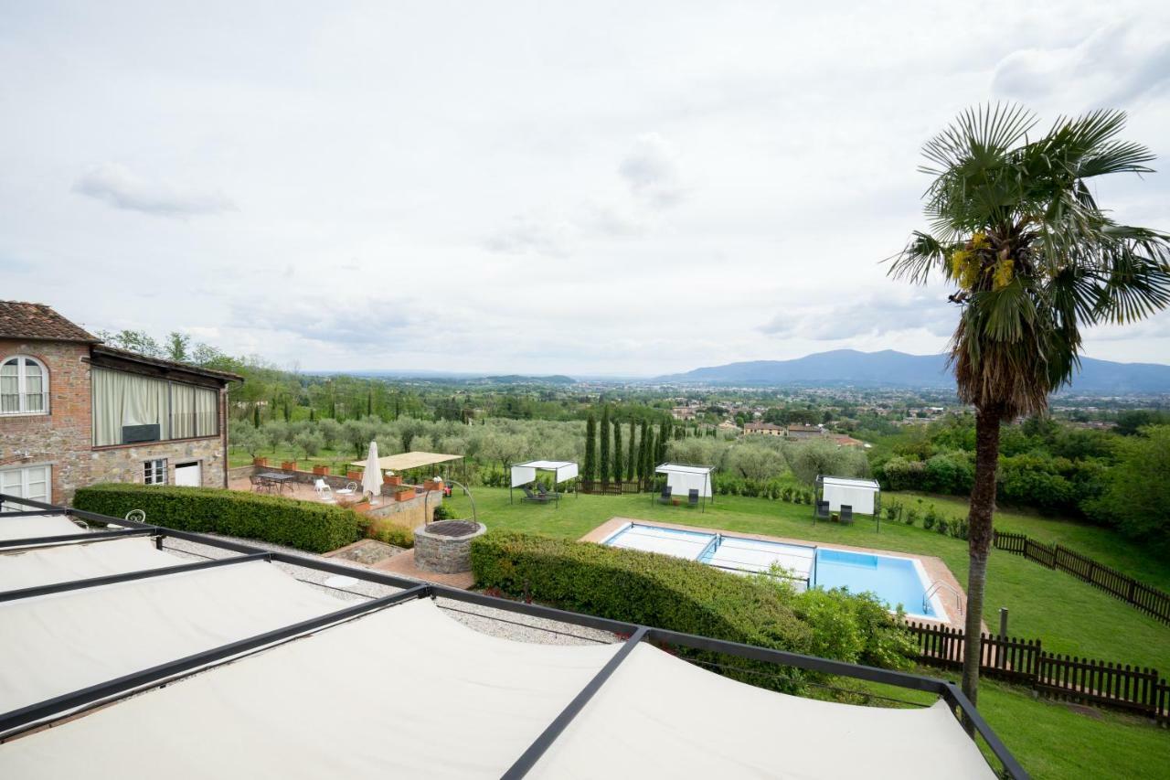 Accogliente Alloggio Con Vista E Piscina Lucca Exterior photo